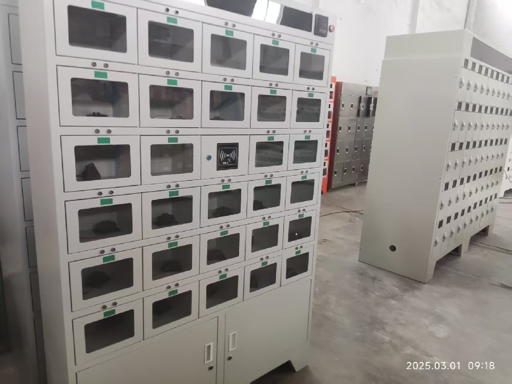 礦燈充電柜多少錢一臺_礦用充電柜價格