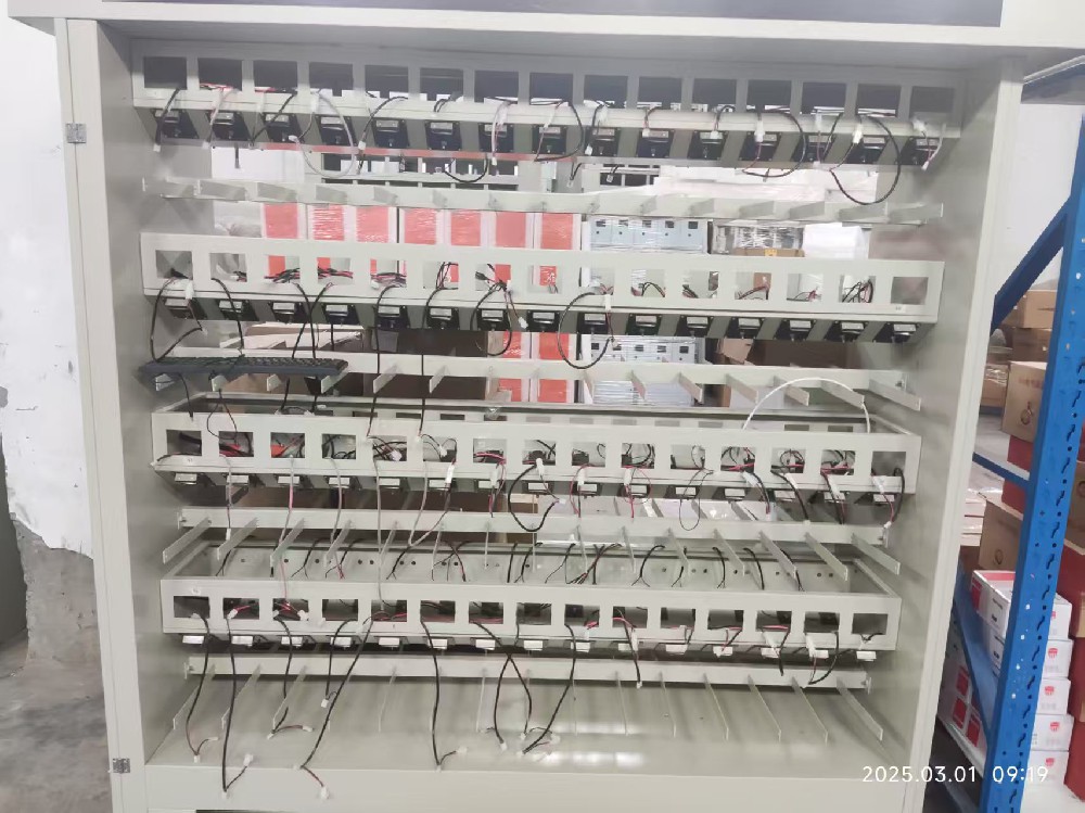礦燈充電柜適用于哪些地下工程場合呢