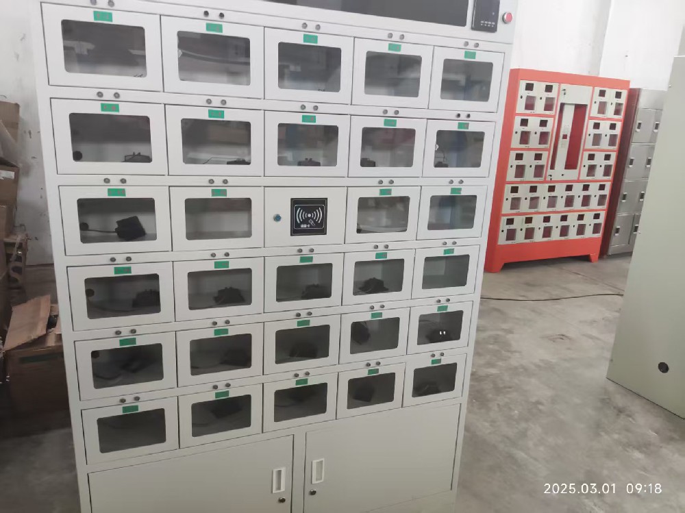 西安礦燈充電柜廠家