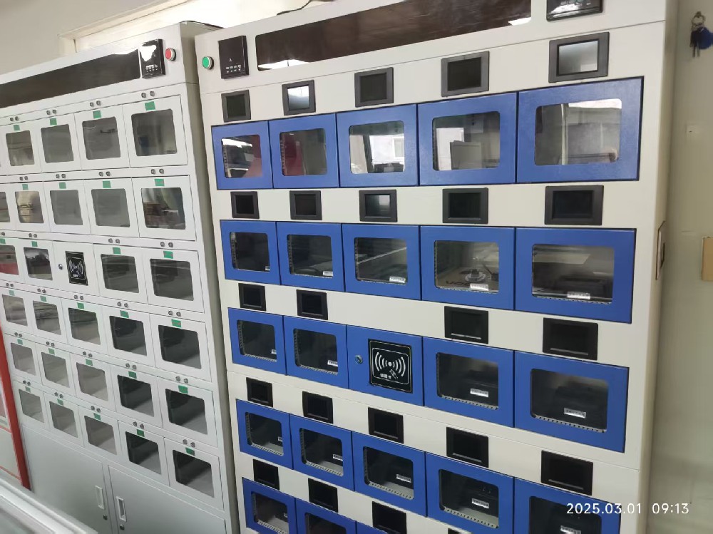 防爆電池充電柜_智能充電柜