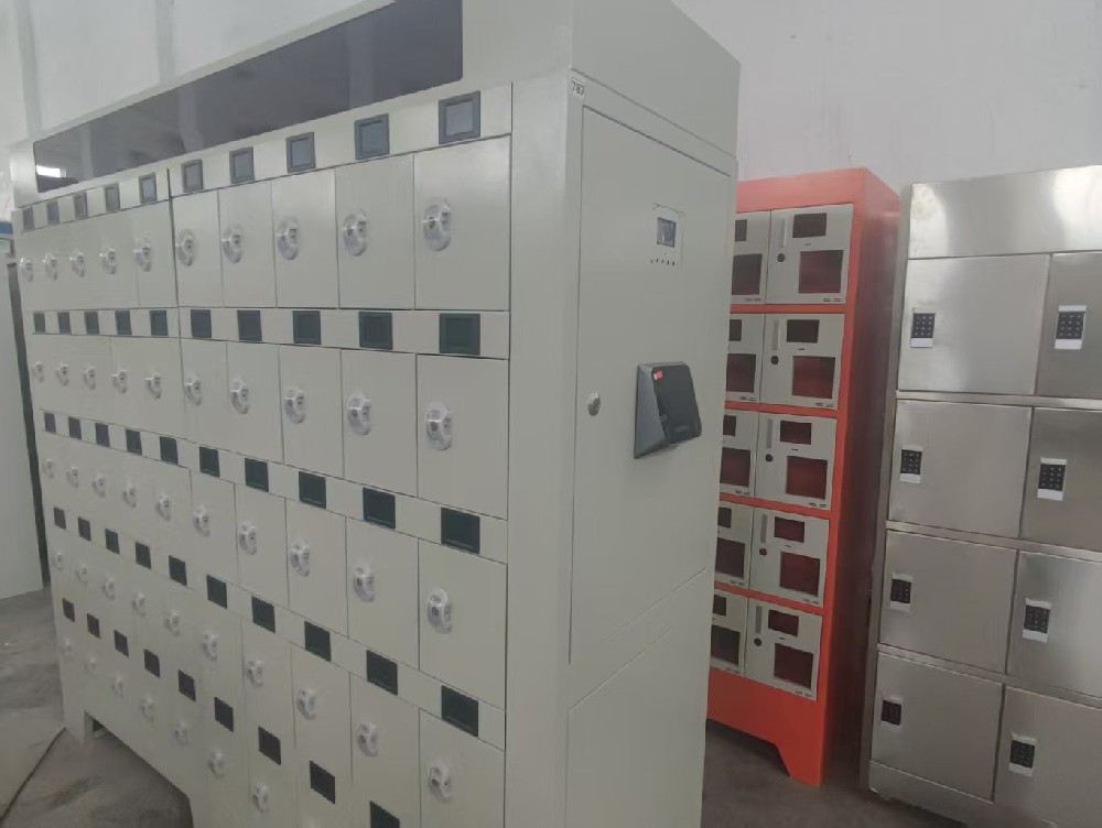 礦下礦燈怎么充電_礦燈如何充電