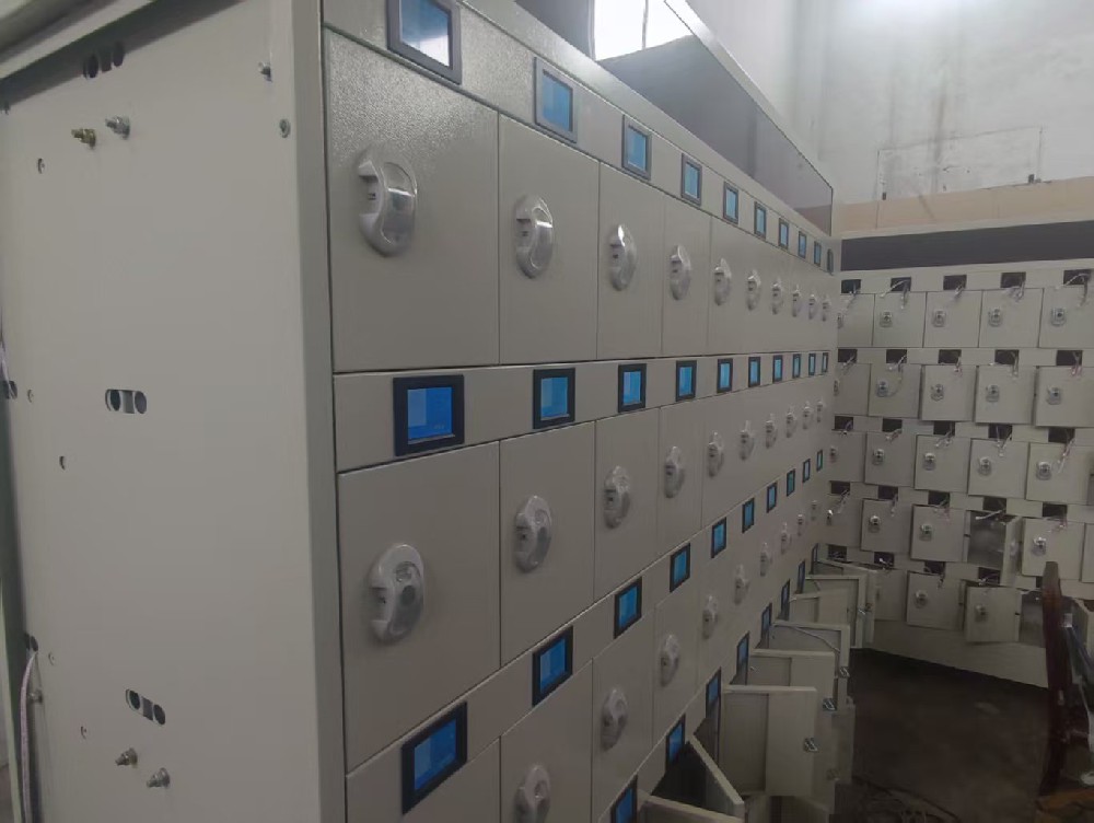 臨汾市多功能藍(lán)屏礦用充電柜_燈房礦燈柜廠家